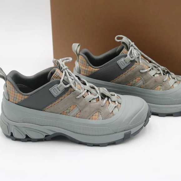 Burberry Men's Arthur Check Gray Canvas/Suede Sneakers 9 US (42 Eu) 8043864 - Picture 4 of 8